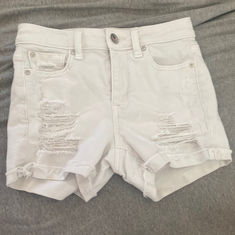 White American Eagle jean shorts